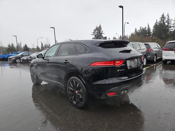 2018 Jaguar F-PACE image 4