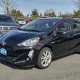 2016 Toyota Prius c thumbnail image 3