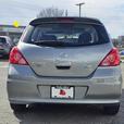 2010 Nissan Versa 5dr HB I4 CVT 1.8 SL thumbnail image 3