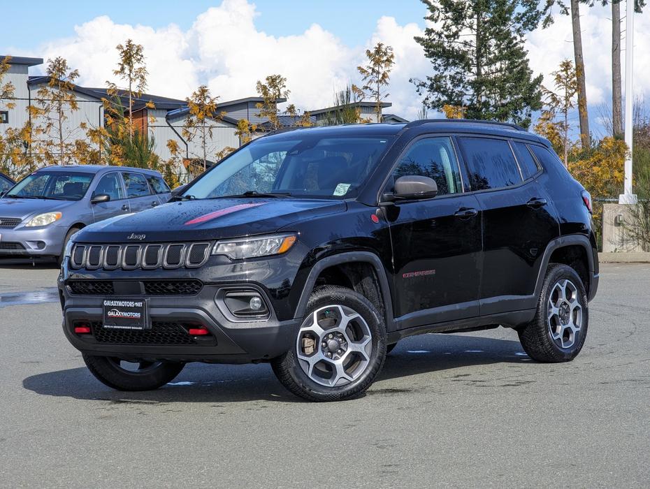 2022 Jeep Compass Trailhawk - 4x4, Leather, Heated Seats display photo