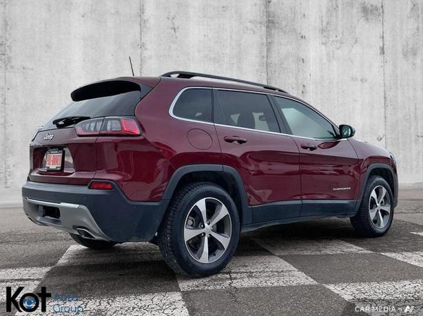 2022 Jeep Cherokee Limited | Trailer Tow Package | Remote Start | Power Liftgate image 5