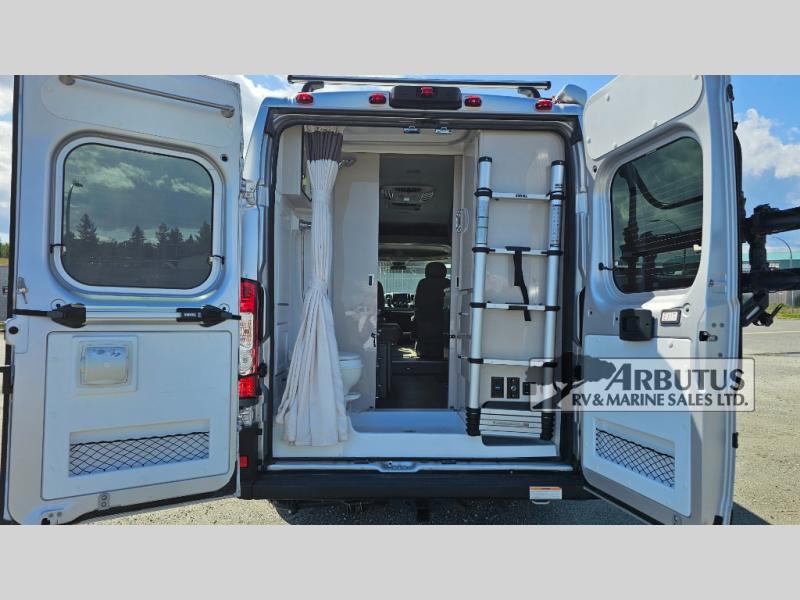 Used 2022 Thor Motor Coach Sequence 20K display photo