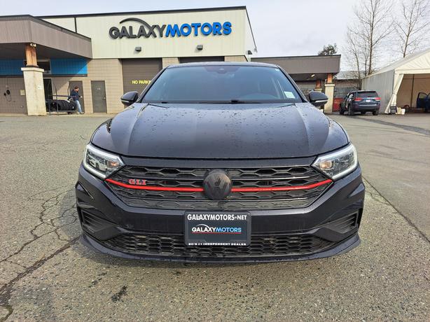 2019 Volkswagen Jetta GLI - Navigation, Heated Seats, Moonroof image 3