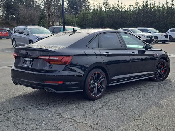2019 Volkswagen Jetta GLI - Navigation, Heated Seats, Moonroof image 6
