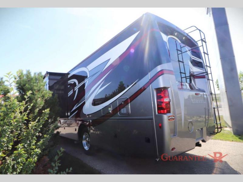 Used 2023 Thor Motor Coach Miramar 35.2 display photo