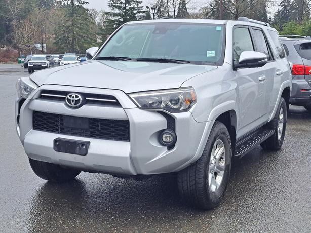 2023 Toyota 4Runner image 1