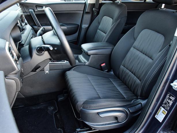 2019 Kia Sportage LX - Heated Seats, BlueTooth, Cruise Control image 8