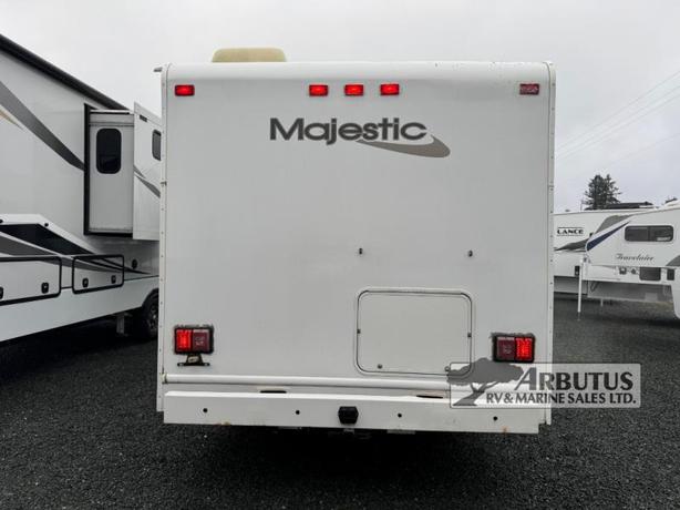 Used 2012 Thor Motor Coach Majestic 23A image 5