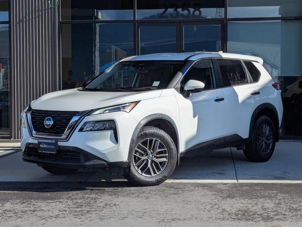 2021 Nissan Rogue image 1