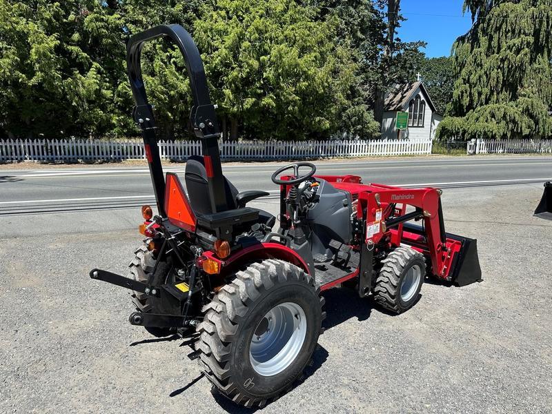 2023 Mahindra Max Series MAX 26XLT HST display photo