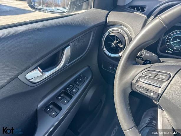 2023 Hyundai Kona electric Preferred NO ACCIDENT! FORWARD COLLISION! BLIND SPOT! image 8