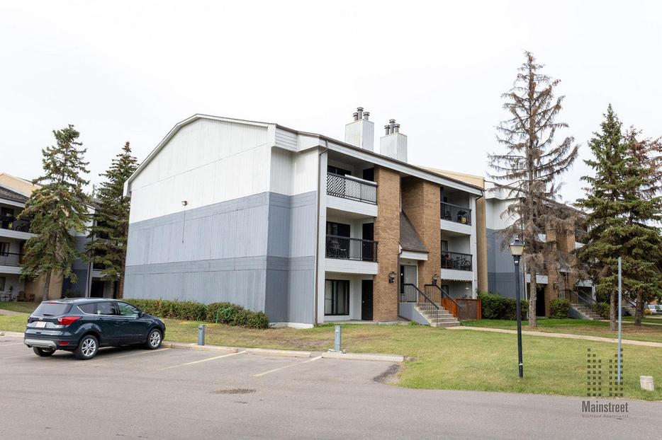 Bachelor Hermitage Village Apartments display photo