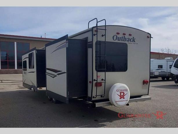 Used 2015 Keystone RV Outback 312BH image 7