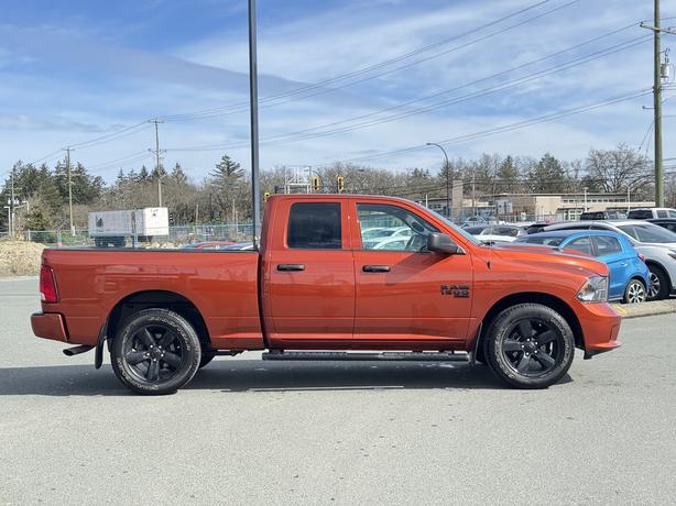 2023 Ram 1500 Classic Express 4WD- Remote Start, 8.4" Touchscreen & GPS image 4
