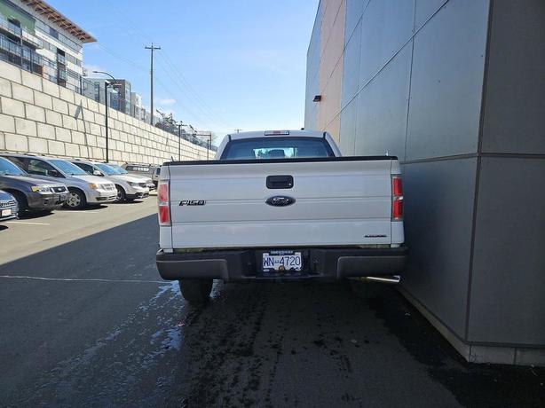 2014 Ford F-150 XL | One Owner | No Reported Accidents! image 5