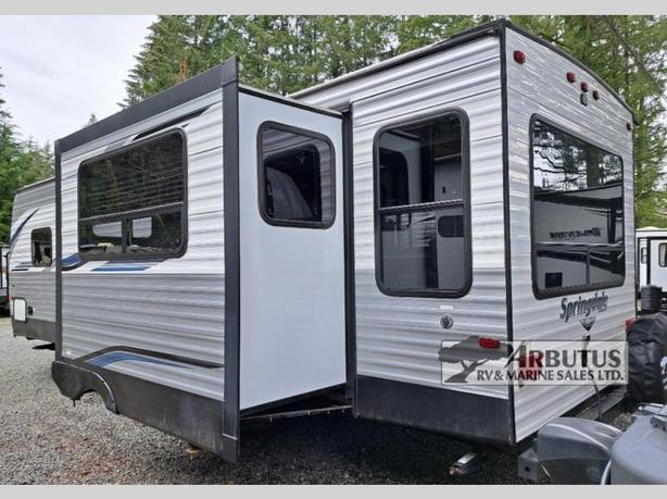 Used 2019 Keystone RV Springdale 258RLWE image 3