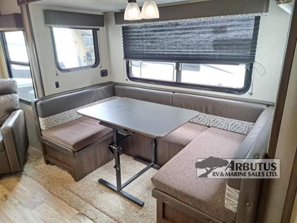 Used 2019 Keystone RV Springdale 258RLWE image 8