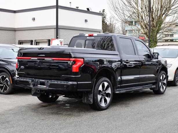2022 Ford F-150 Lightning Platinum - Navigation, No Accidents, PST Exempt! image 5