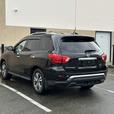 2018 Nissan Pathfinder thumbnail image 6