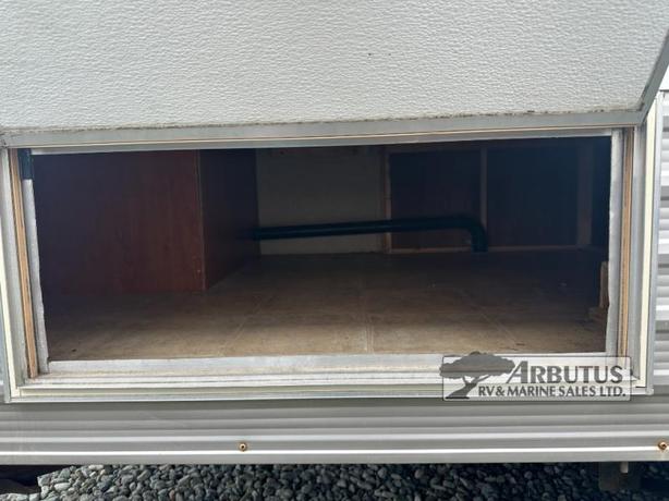 Used 2008 R-Vision Super Sport 19FS image 5