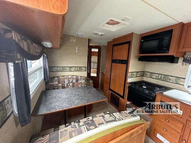 Used 2008 R-Vision Super Sport 19FS image 7