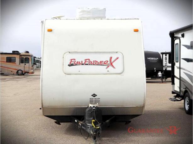 Used 2009 Cruiser Fun Finder X X-139 image 2