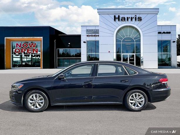 2020 Volkswagen Passat Comfortline | Low KM | No Reported Accidents! image 3