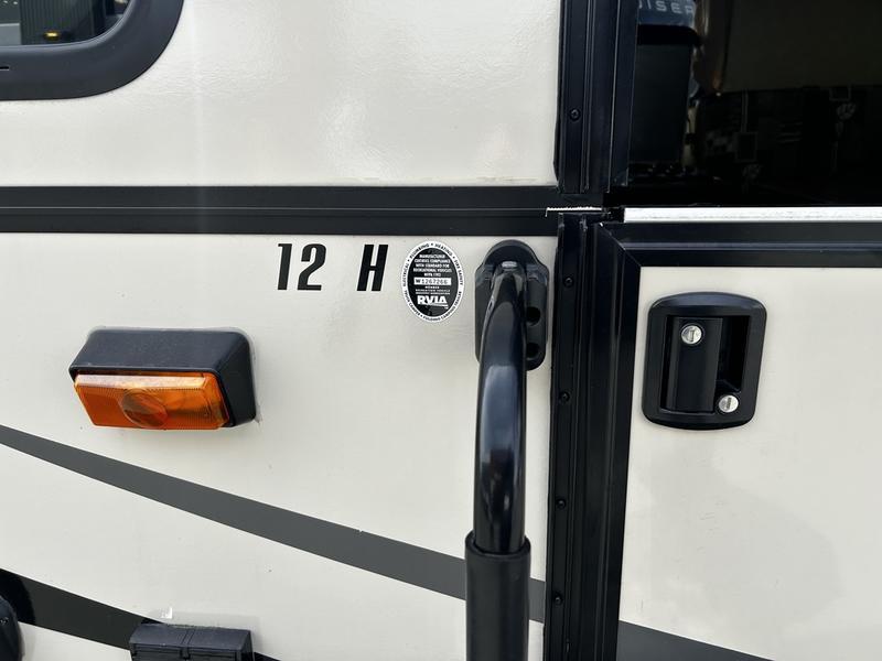 2016 Jayco Jay Series Hardwall 12H display photo
