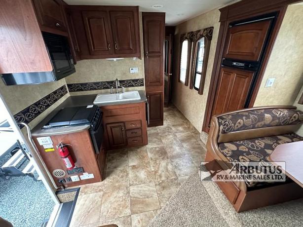 Used 2012 Jayco Greyhawk 31DS image 7