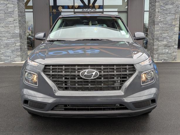 2024 Hyundai Venue Essential - No Accidents, Heated Seats image 3