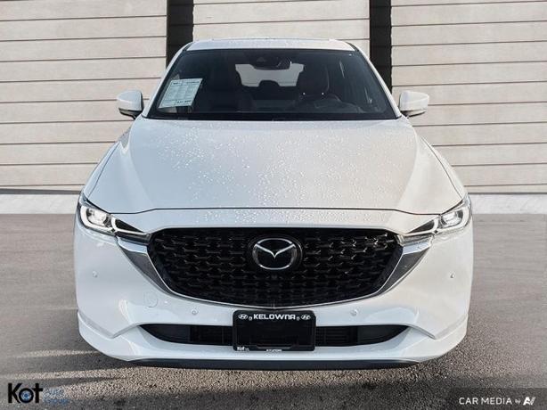 2022 Mazda CX-5 Signature REAR CROSS TRAFFIC! BLINDSPOT! image 2