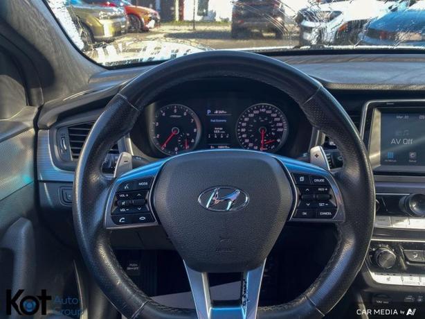 2018 Hyundai Sonata Sport -4 BRAND NEW TIRES! SLEEK RIDE! FINANCING AVAILABLE!! image 7