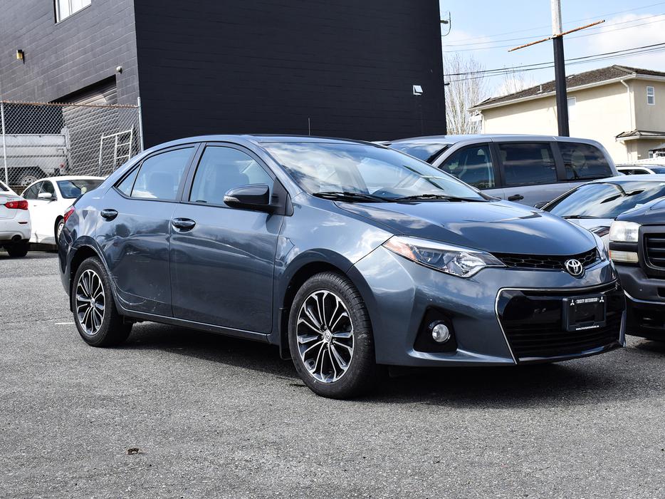 2015 Toyota Corolla S - BlueTooth, Backup Cam, Heated Seats, Sunroof display photo