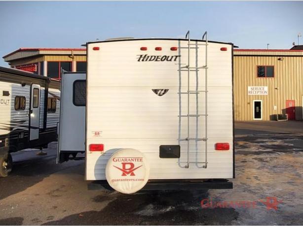 Used 2015 Keystone RV Hideout 26BHSWE image 5