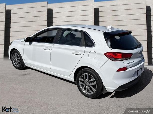 2019 Hyundai Elantra GT Preferred APPLE CARPLAY! ANDROID AUTO! HEATED SEATS! BAC image 4