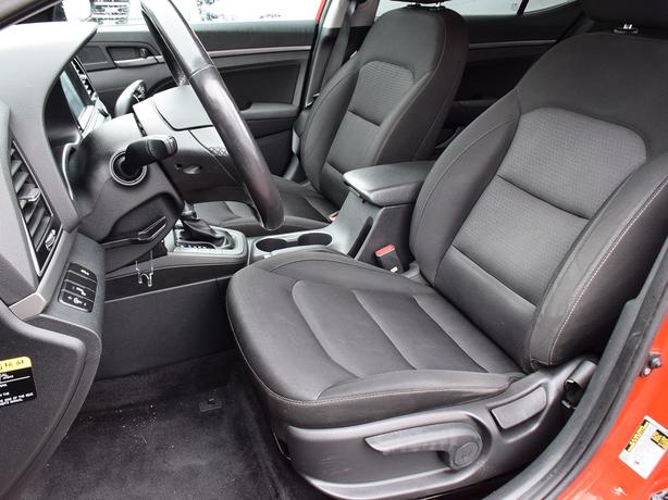 2018 Hyundai Elantra GL - No Accidents, Heated Steering Wheel & Seats image 8