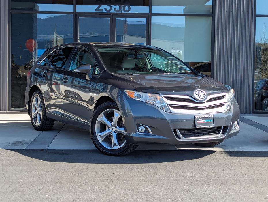 2013 Toyota Venza - No Accidents, SXM Radio, Bluetooth display photo