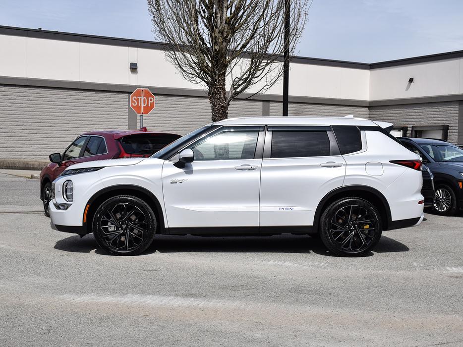 2023 Mitsubishi Outlander PHEV SEL - 360 Cameras, Navigation, Sunroof display photo