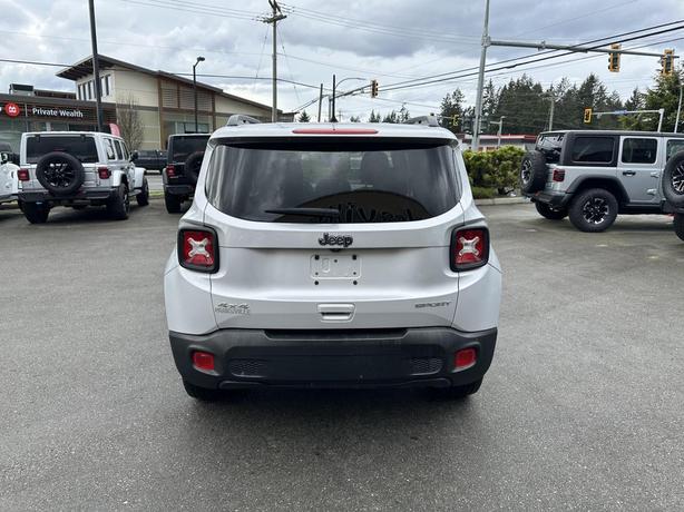 2020 Jeep Renegade Sport image 4