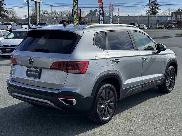 2024 Volkswagen Taos Comfortline - Dual A/C, Heated Mirrors&Leatherette image 6