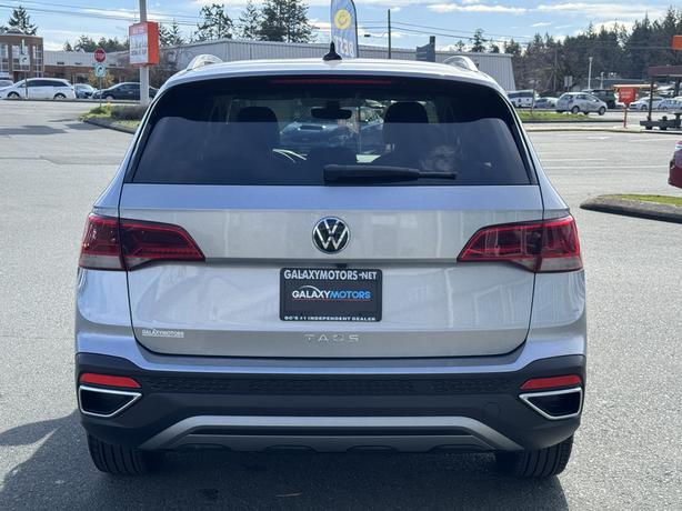 2024 Volkswagen Taos Comfortline - Dual A/C, Heated Mirrors&Leatherette image 7