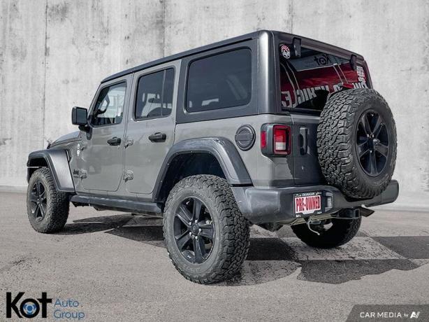 2019 Jeep Wrangler Sport image 3