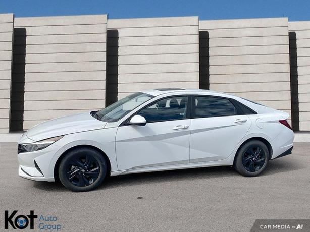2023 Hyundai Elantra Preferred image 3
