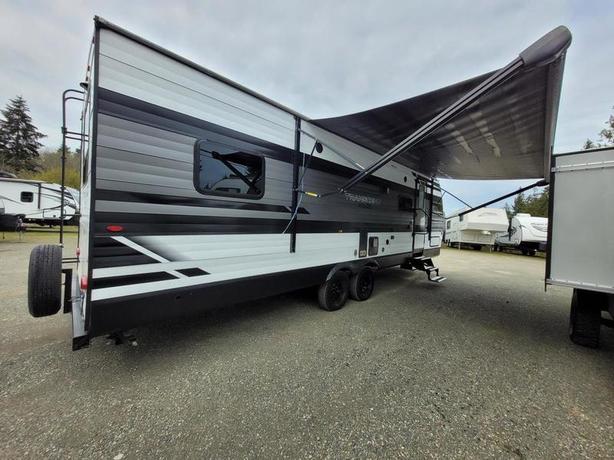 2022 Grand Design Transcend 251BH image 4