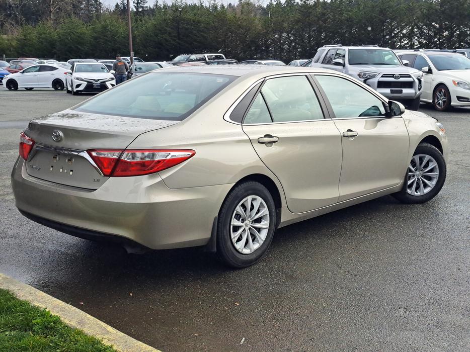 2016 Toyota Camry LE - Back-Up Camera display photo