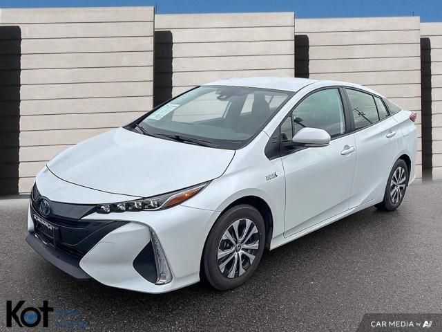 2022 Toyota Prius Prime Upgrade ONE OWNER! NO ACCIDENTS! display photo