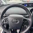 2022 Toyota Prius Prime Upgrade ONE OWNER! NO ACCIDENTS! thumbnail image 6