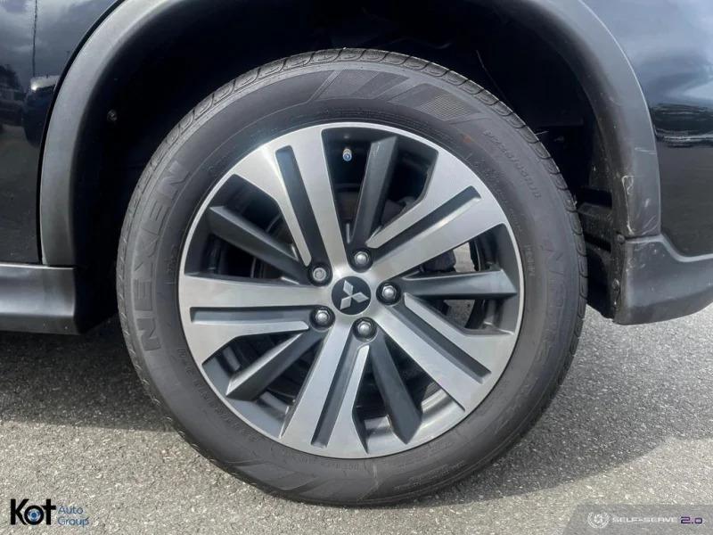 2023 MITSUBISHI RVR display photo
