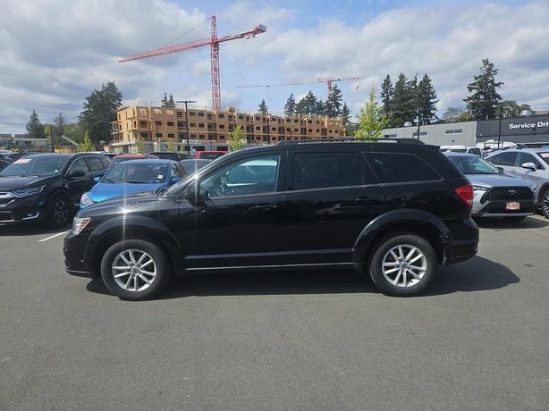 2018 Dodge Journey SXT FWD | Remote Start | Backup Camera! image 3