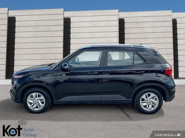 2022 Hyundai Venue Preferred image 3
